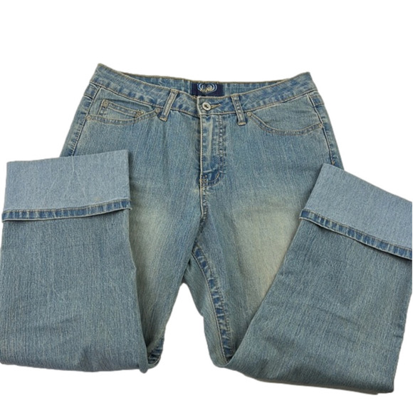 Angels light wash  cuffed capris size - Picture 1 of 11